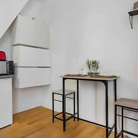Sevres Cosy Apartment *