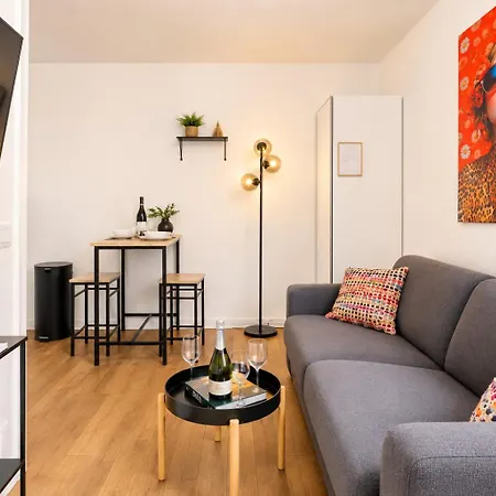 Sevres Cosy Apartment Paris
